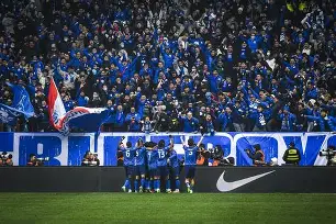 足协杯转会风云:上海申花盯上锋线强援,字母哥或成交易筹码的简单介绍